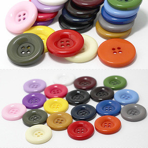 button suppliers wholesale