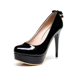 bulk heels