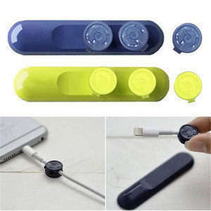 usb cable clip