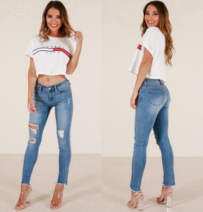 sexy short jeans girls