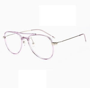 italian eyeglass manufacturer