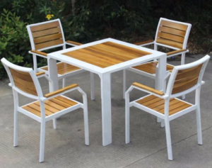 Featured image of post Plastic Garden Chair And Table Set : Plastic garden chair selection see all plastic garden chair.