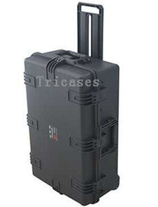 hard plastic suitcase