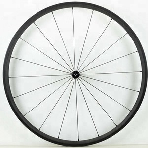 lightest 700c wheelset