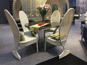 Yizhou Patio Furniture Restaurant Garden Customised French Bamboo Aluminum Bistro Wicker Outdoor High Back Peacock Rattan Chair Yizhou Patio Furniture Restaurant Garden Customised French Bamboo Aluminum Bistro Wicker Outdoor High Back