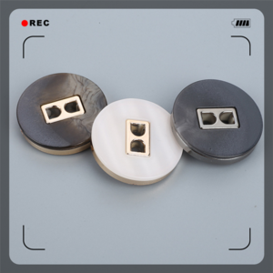 clothing button manufacturers