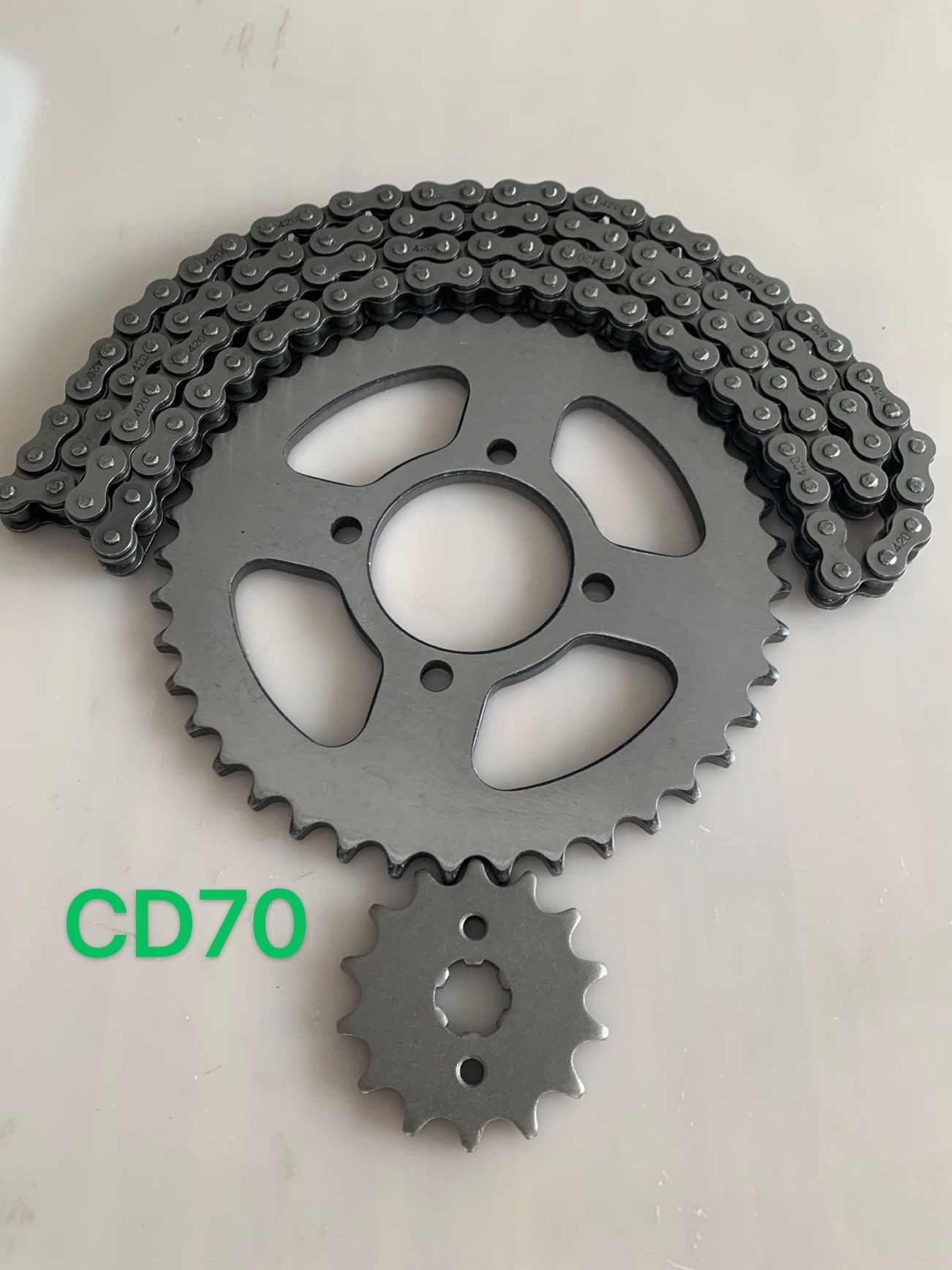 Import Oem Motorcycle Parts Chain Sprocket For Honda Cd70 from China